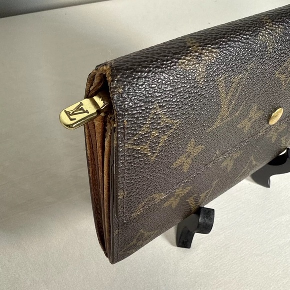Louis Vuitton Sarah Brown Monogram Long Wallet Authentic Brown with dust pouch - Picture 5 of 16
